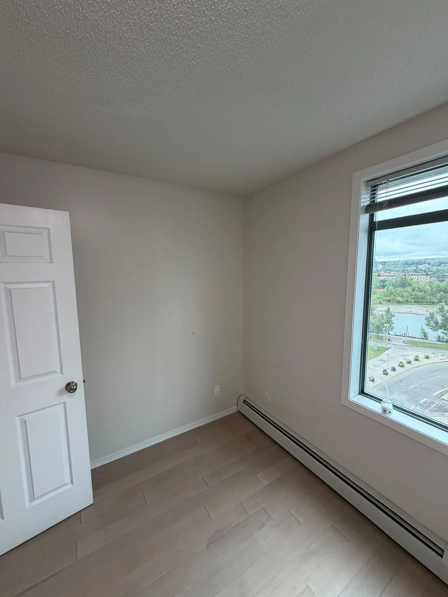 Freshly painted interior walls and trim, interior painting by Westside Mogul in Calgary